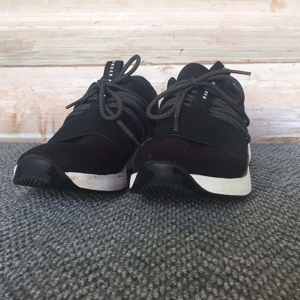 Under Amour Tennis shoes